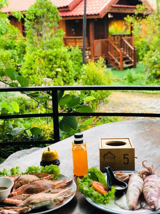 Kob Suk Resort K7 , K10 Sichon Bagian luar foto